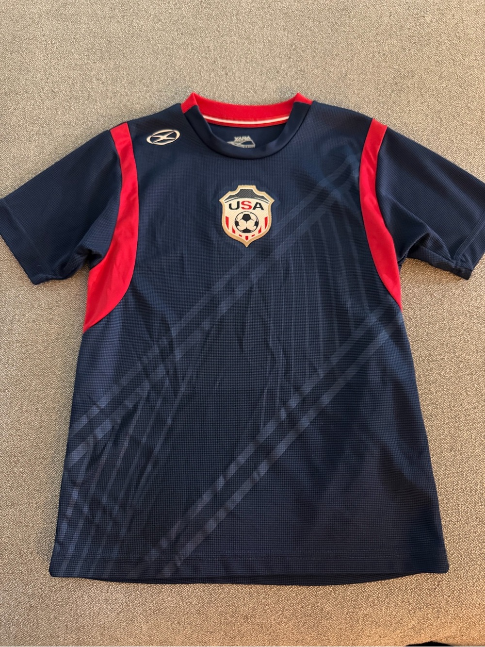 USA Soccer Jersey Navy & Red Short Sleeve Performance Tee Youth Size M